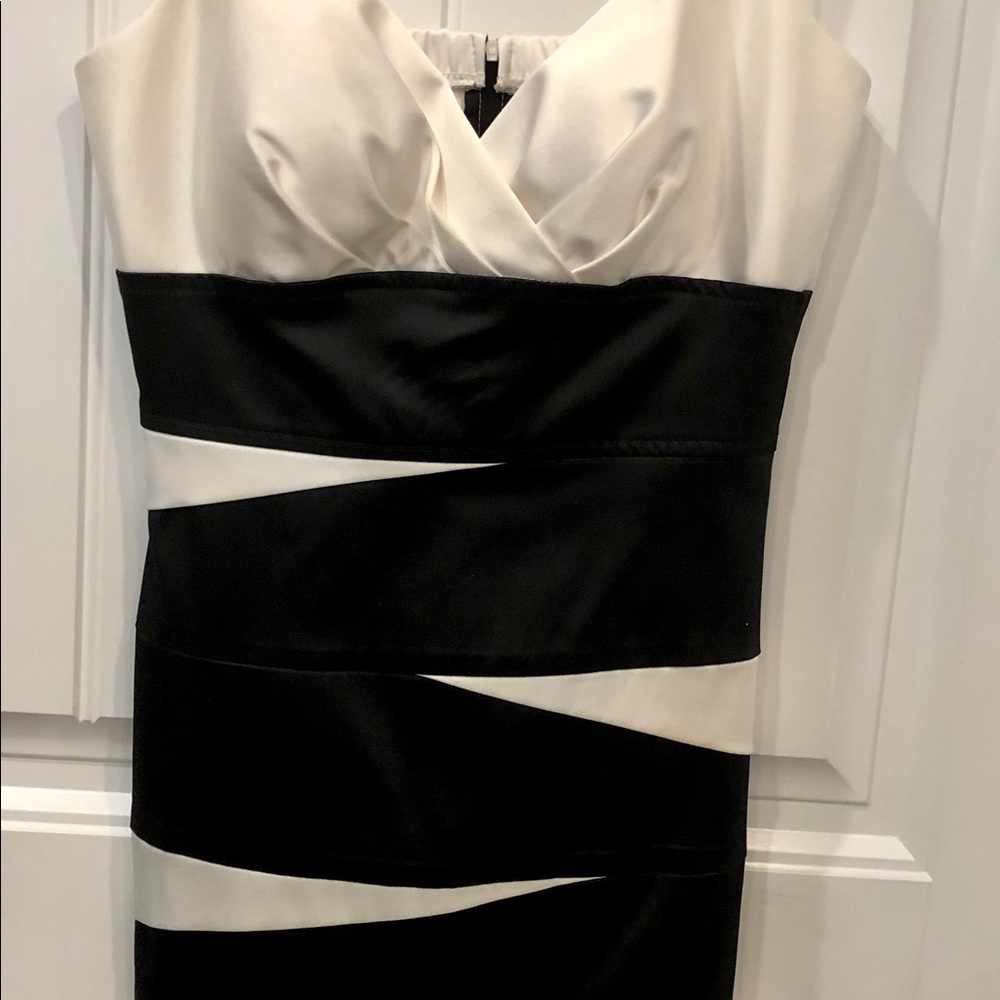 Teeze Me Dress.  Beautiful and flattering 🌹🌹🌹